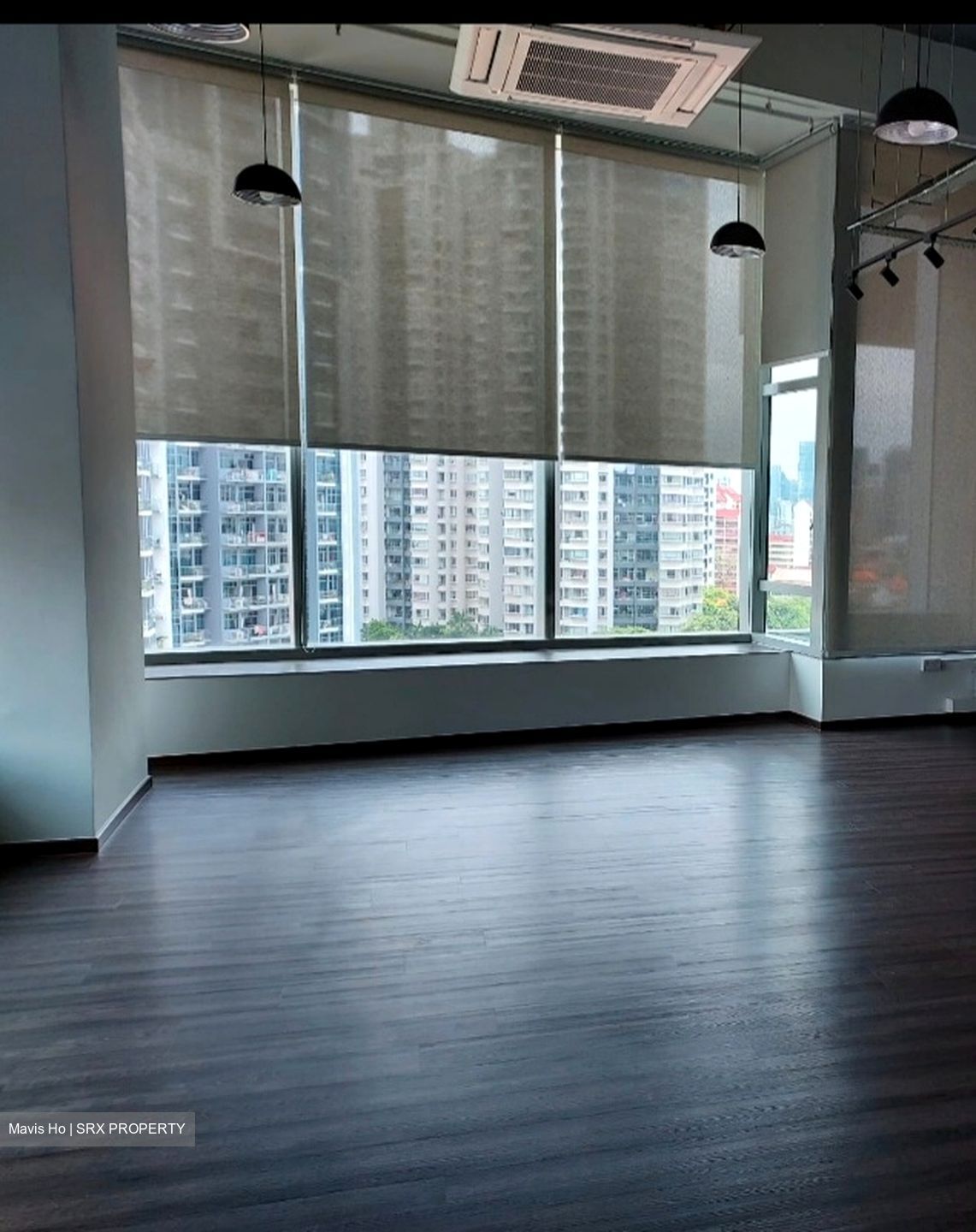 Arc 380 (D8), Office #406302001